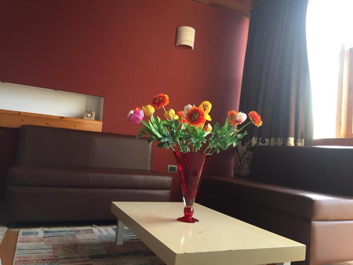Hotel Bermon Tiranë Ngoại thất bức ảnh
